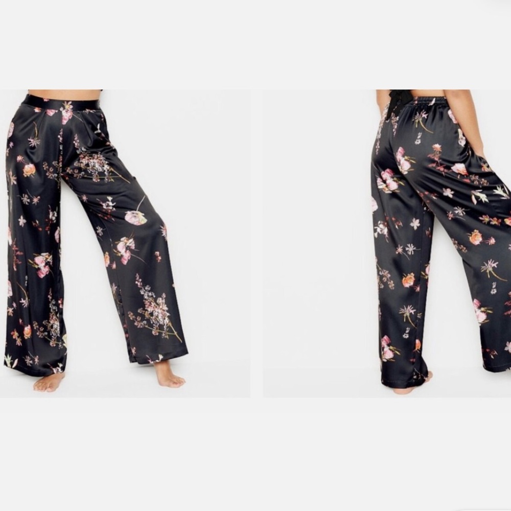 Victoria’s Secret Floral Satin Wide Leg Black & Pink Pull On Pants, Medium